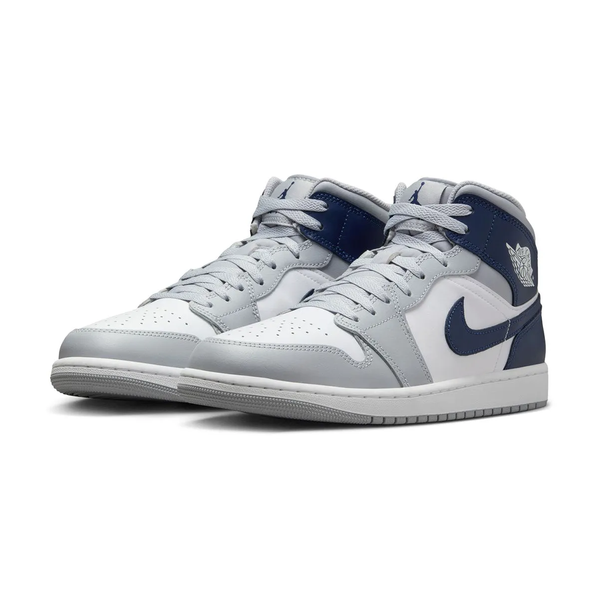 Air Jordan 1 Mid 'Wolf Grey Midnight Navy'