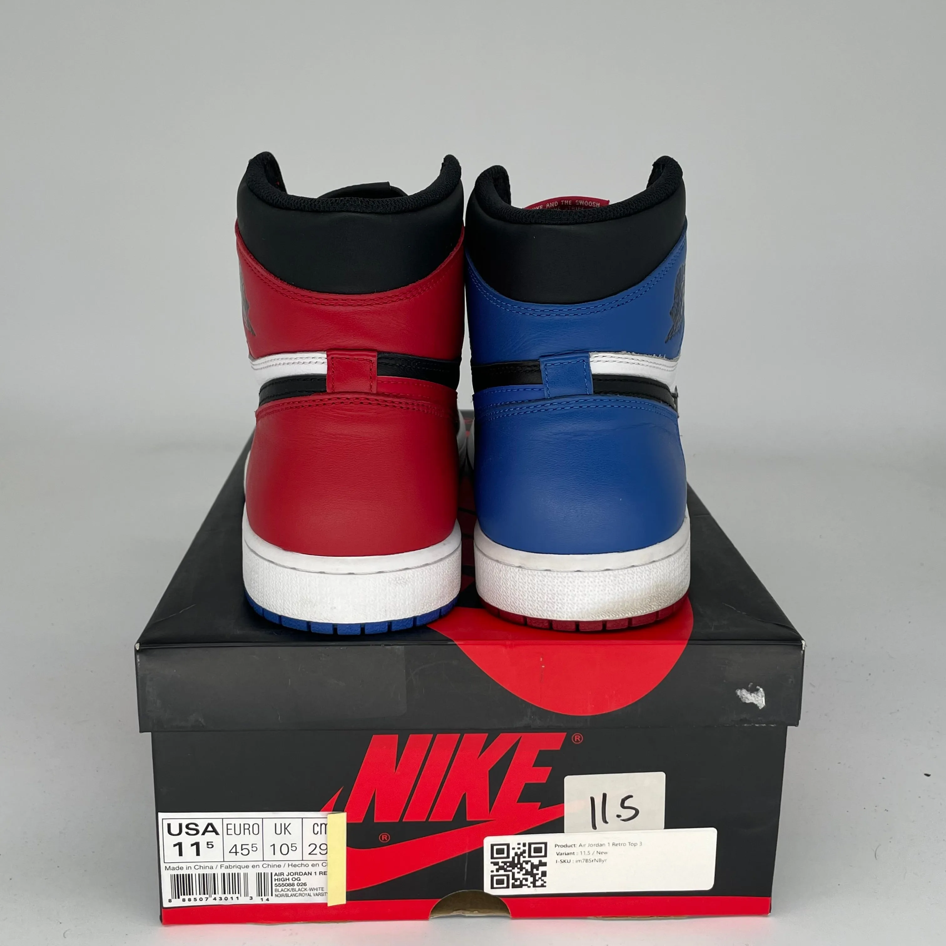 AIR JORDAN 1 TOP 3 SIZE 11.5 555088-026