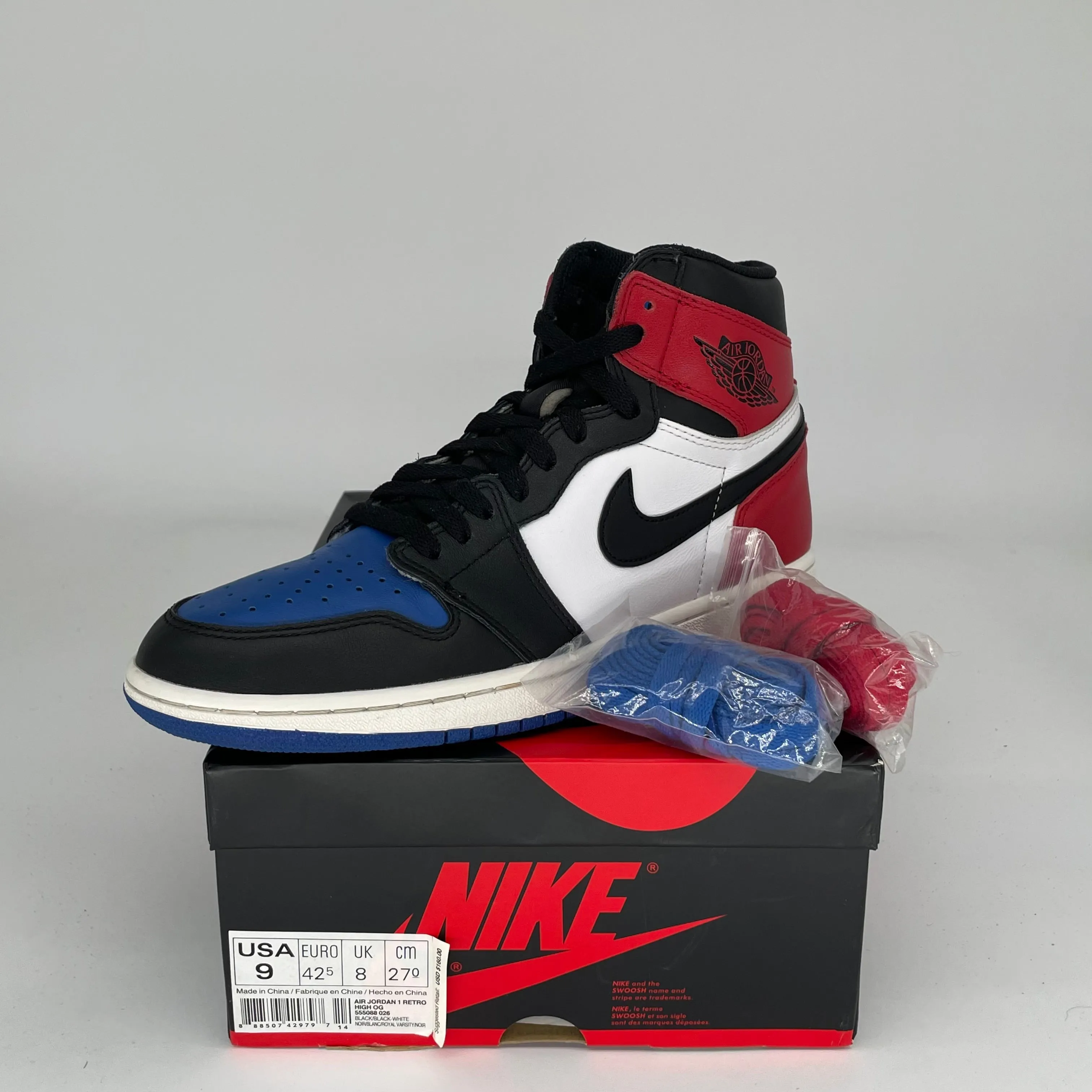 AIR JORDAN 1 TOP 3 SIZE 9 555088-026