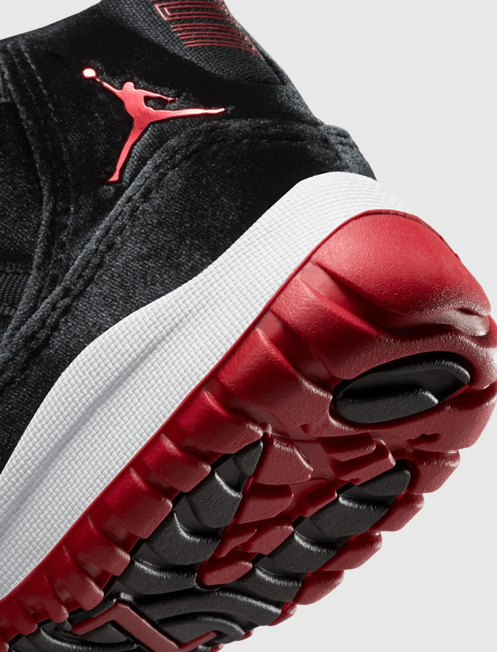 AIR JORDAN 11 "BRED VELVET" PS