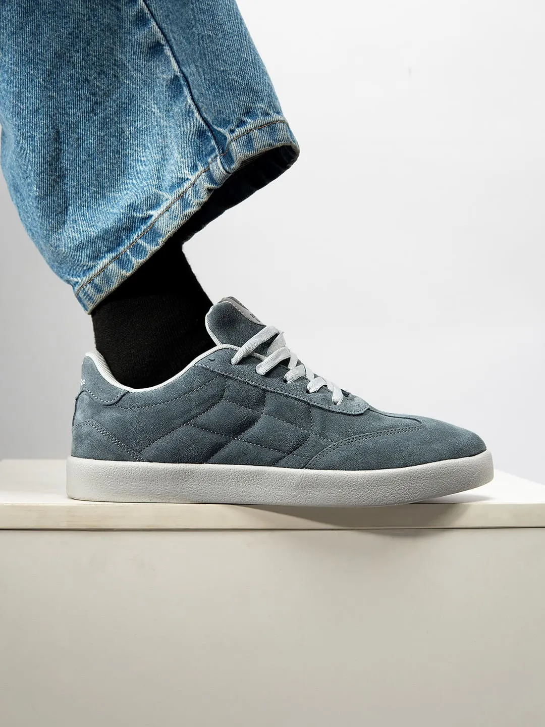 Bacca Bucci Fresco – Suede Low-Top Sneakers for the Urban Nomad