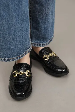 BUCKLED LEATHER LOAFERS