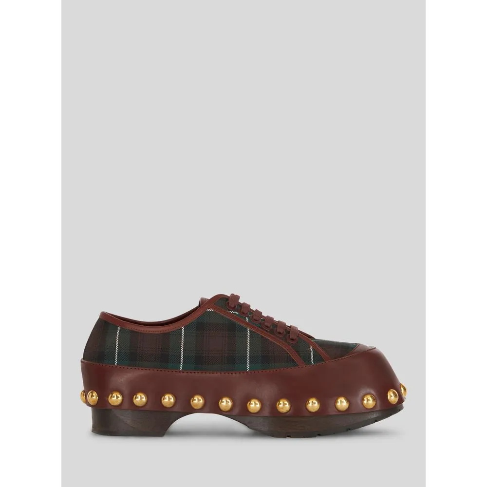 CLOGS WITH STRAP