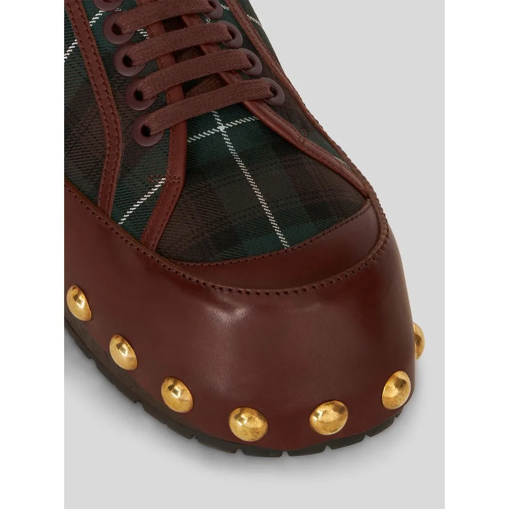 CLOGS WITH STRAP