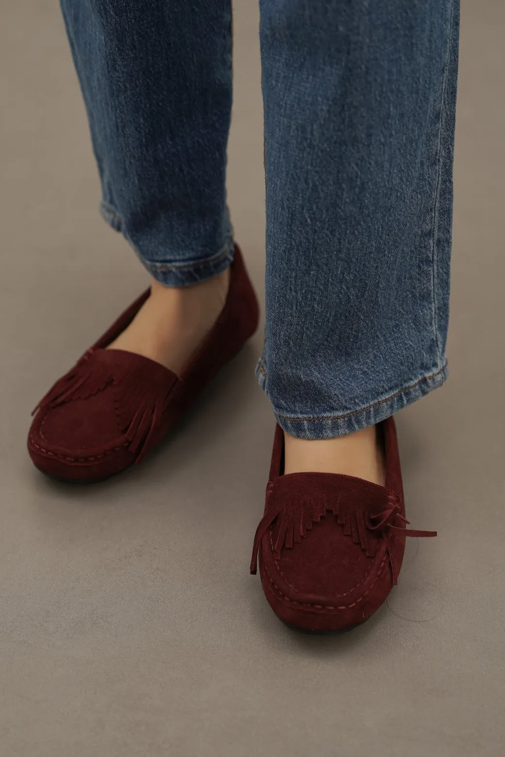 FRINGED LEATHER MOCCASINS