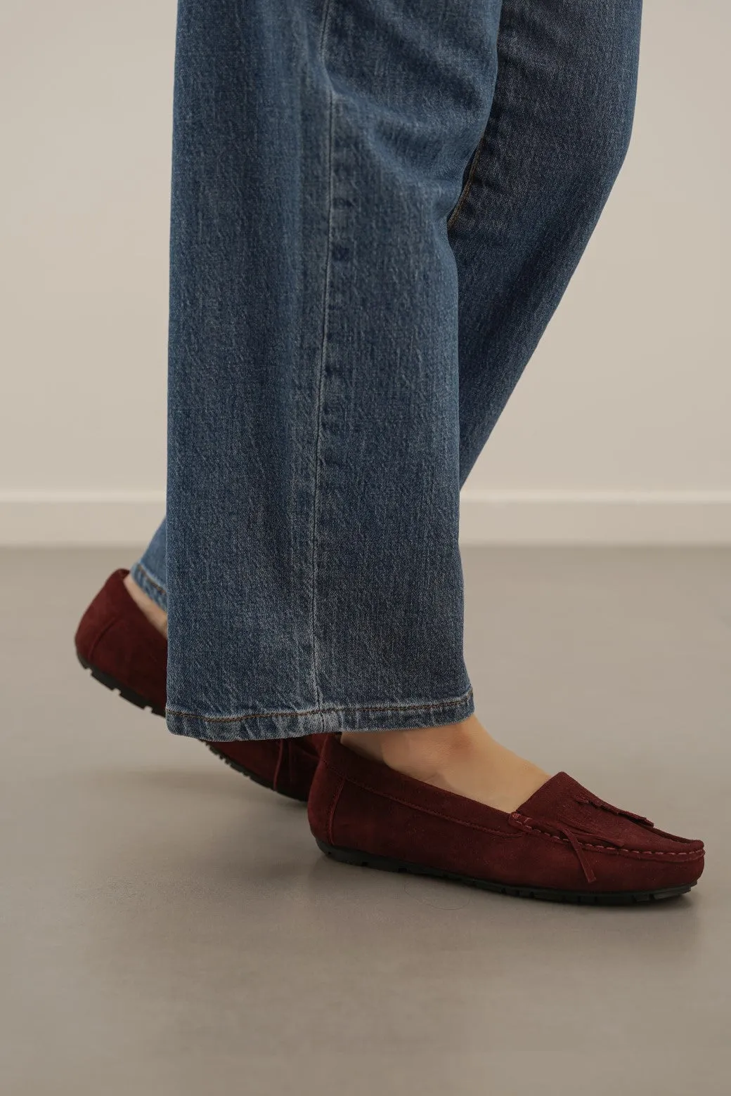 FRINGED LEATHER MOCCASINS
