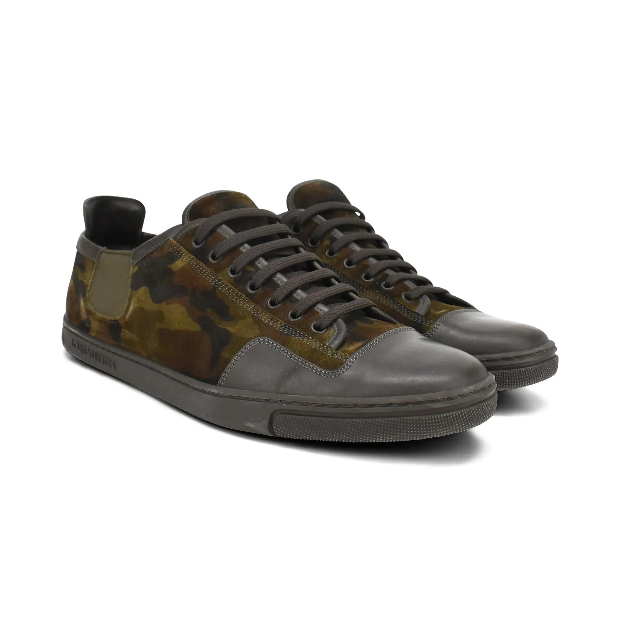 Louis Vuitton Sneakers - Men's 10