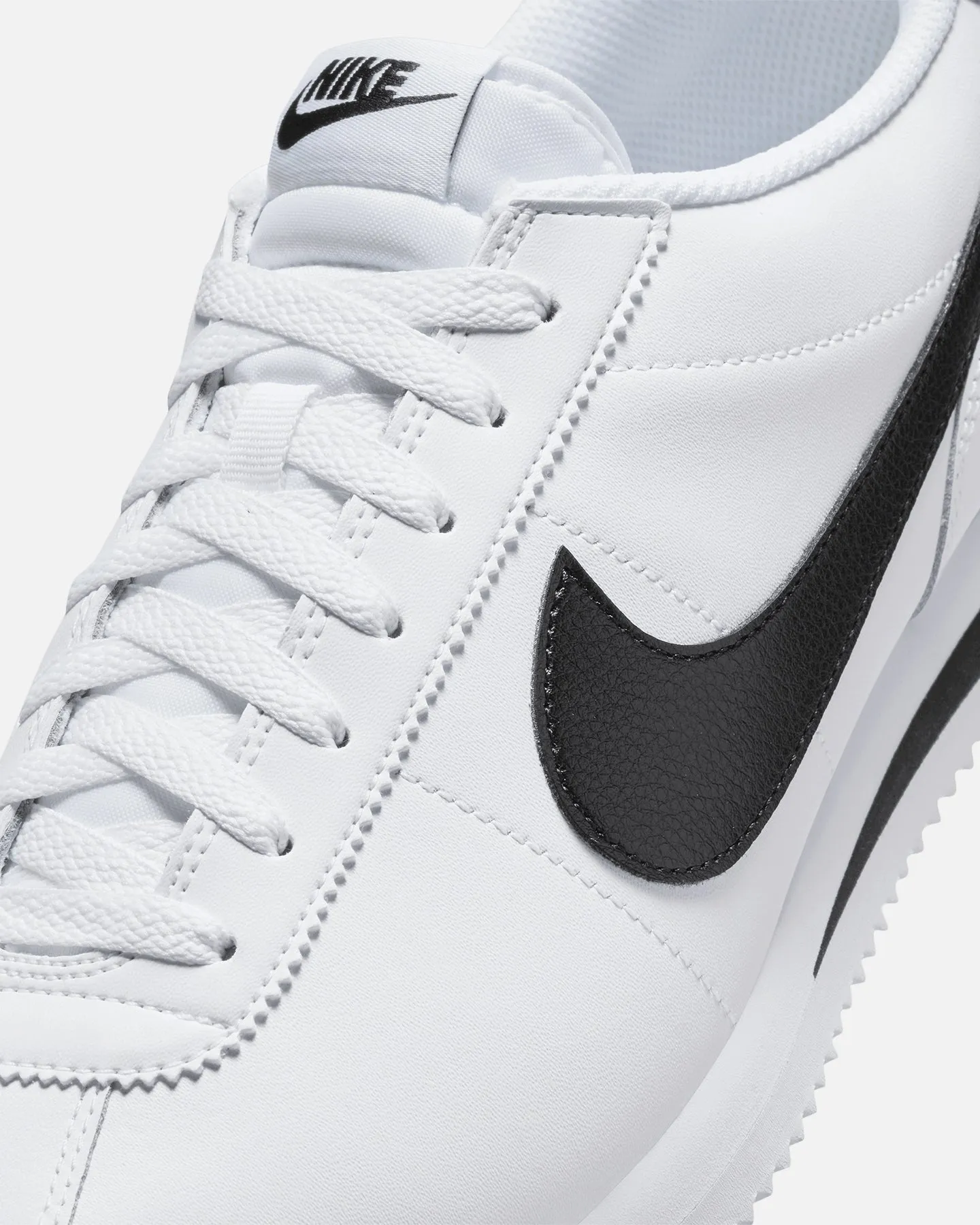 Nike Cortez White/Black