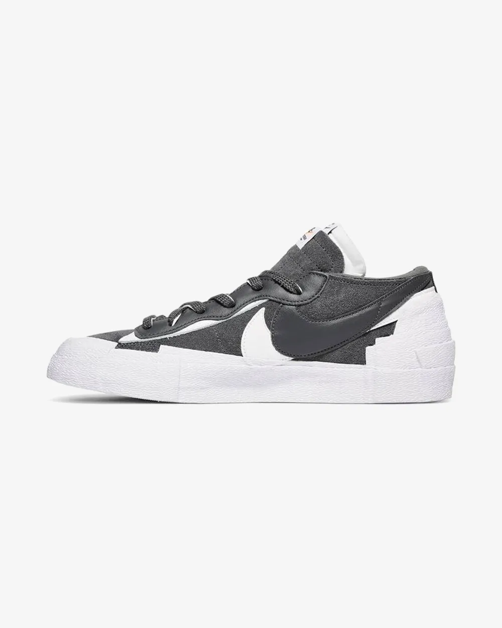 NIKE X SACAI LOW BLAZER IRON GREY