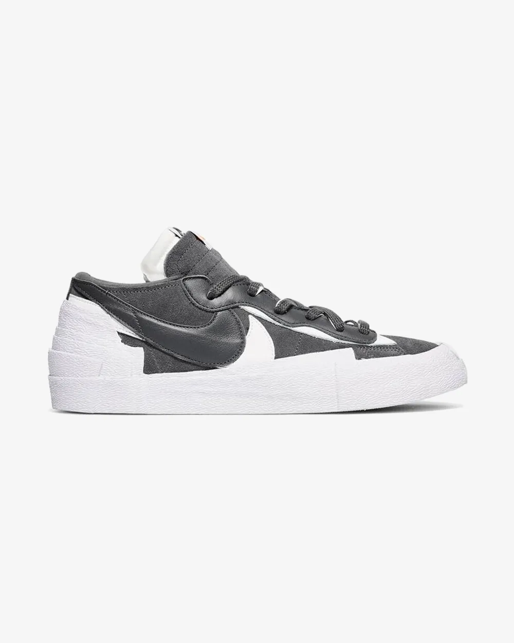 NIKE X SACAI LOW BLAZER IRON GREY