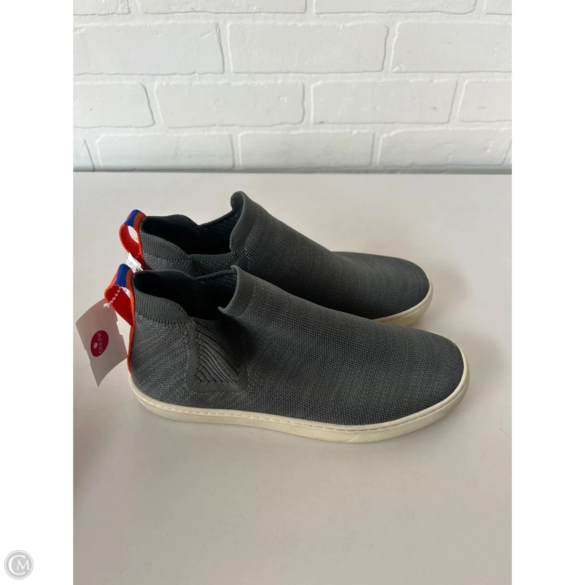 Shoes Flats By Rothys In Grey, Size: 9