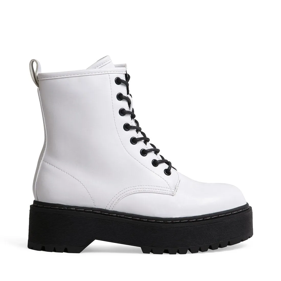 Steve Madden Betty
