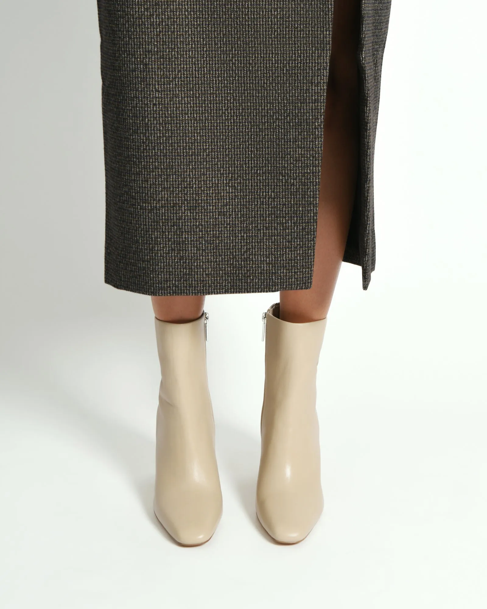 SUKI HIGH ANKLE BOOTS SAND LEATHER