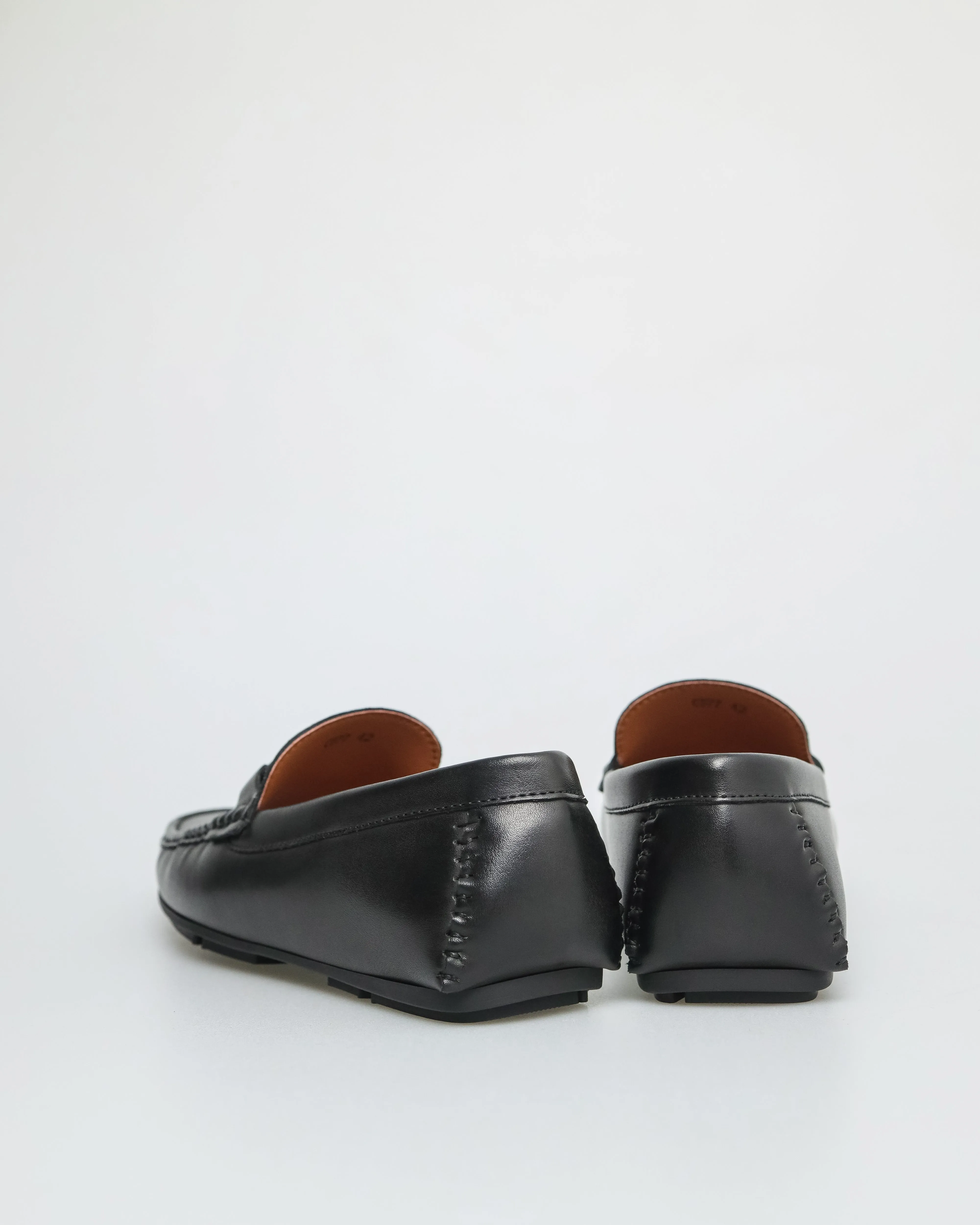 Tomaz C577 Men's Elegance Buckle Moccasins