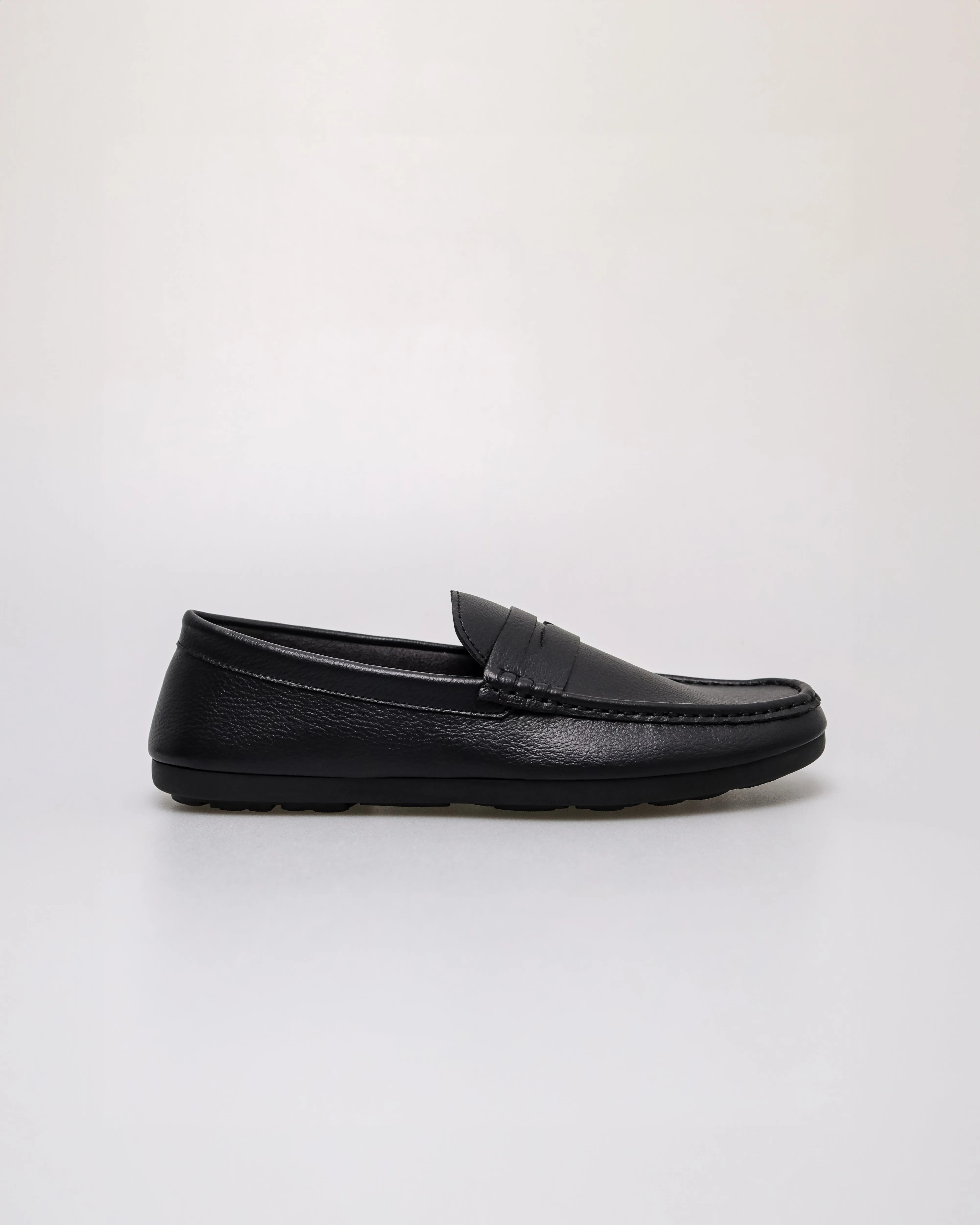 Tomaz C681 Men's Rustic Penny Moccasins
