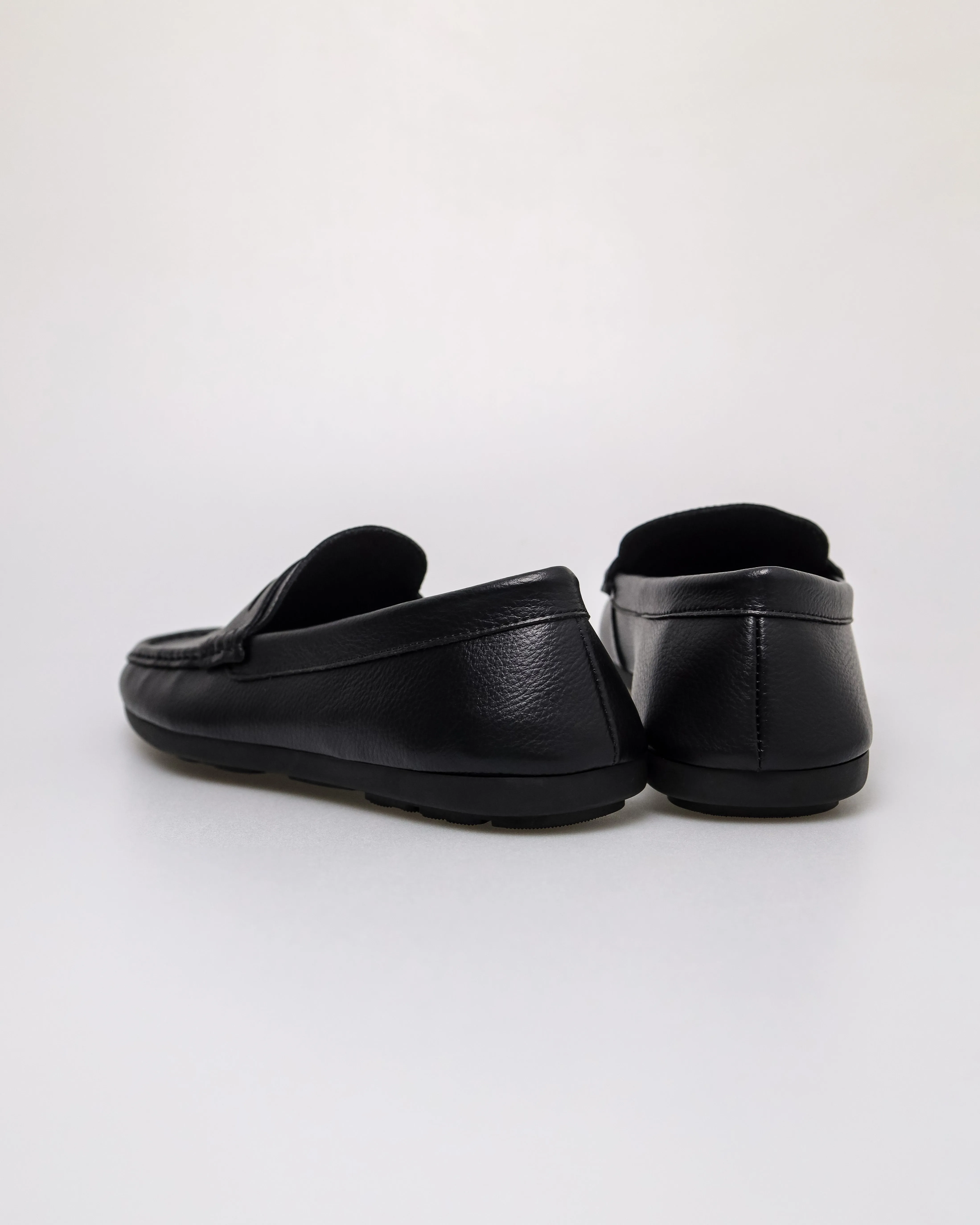 Tomaz C681 Men's Rustic Penny Moccasins