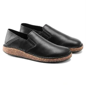 Womens Callan Leather Slip-On - Narrow Width In Vintage Wood Black