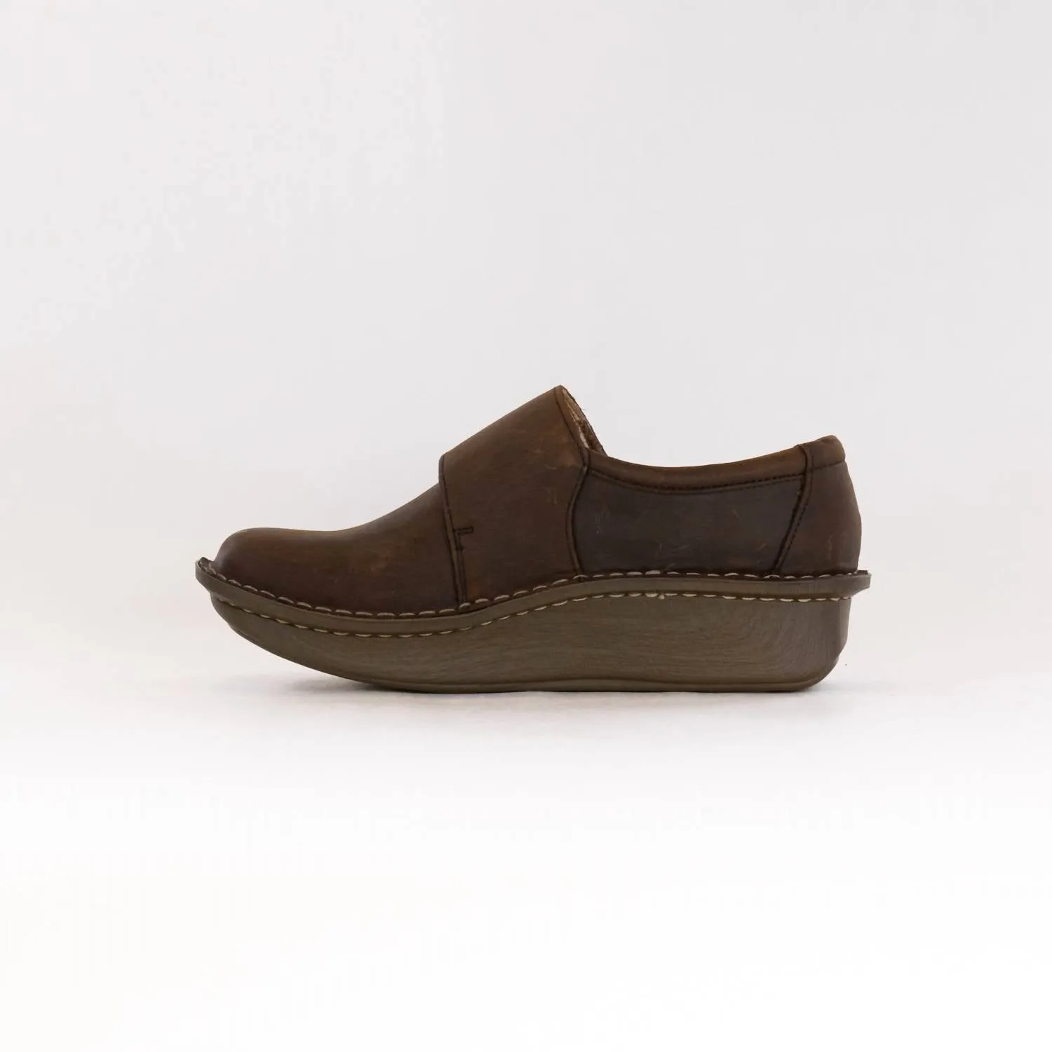 Women's Deliah Loafers In Oiled Brown