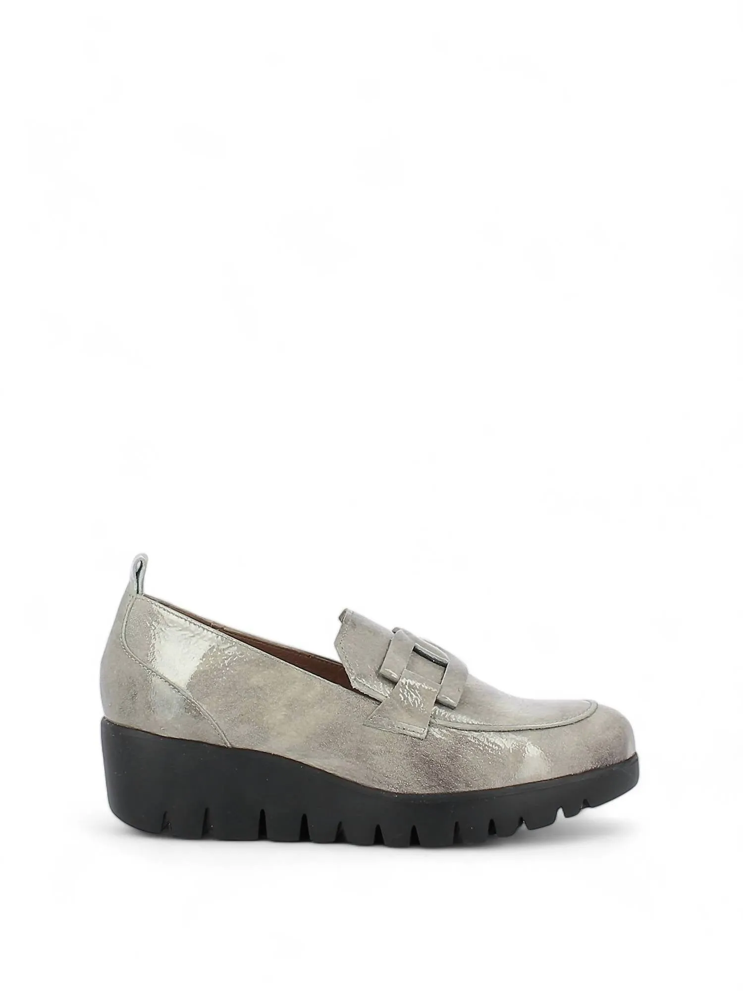 Women's Fly Rings Moccasins Shoes In Iris Gris (Light Grey Patent)