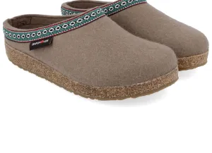 Women's Gz Clogs In Truffle